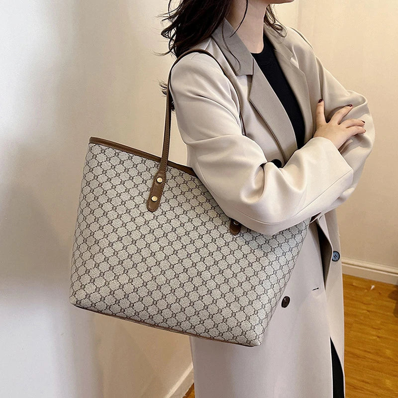 Large Capacity Shoulder Bag Women's
