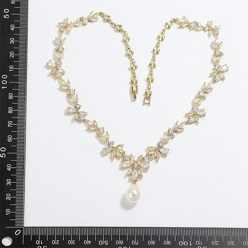 Cubic Zircon Leaf Necklaces For Women