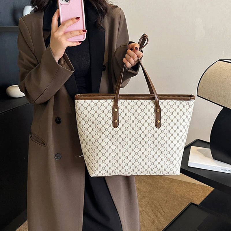 Large Capacity Shoulder Bag Women's