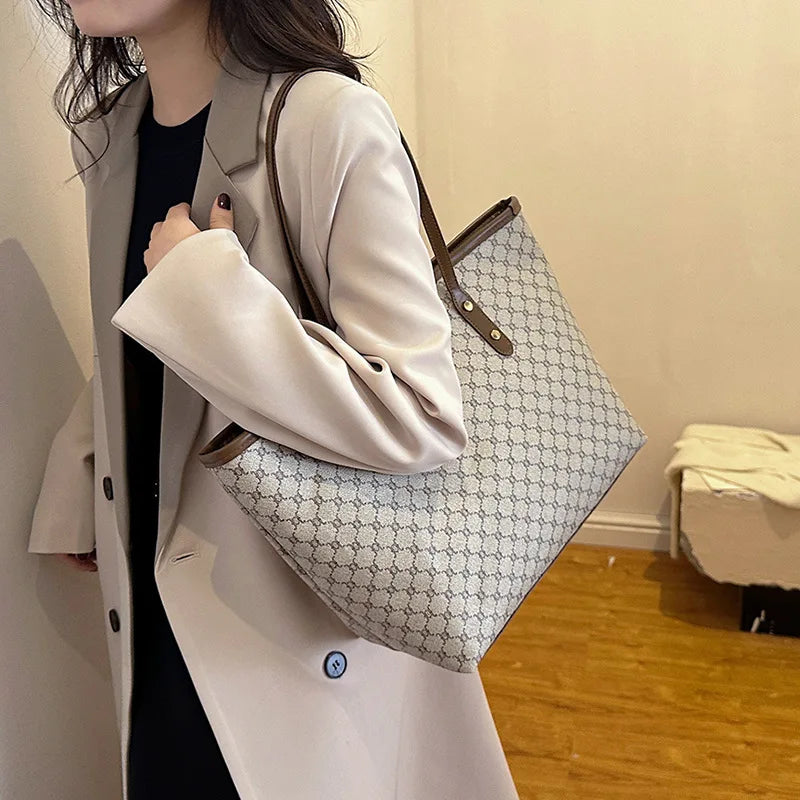 Large Capacity Shoulder Bag Women's