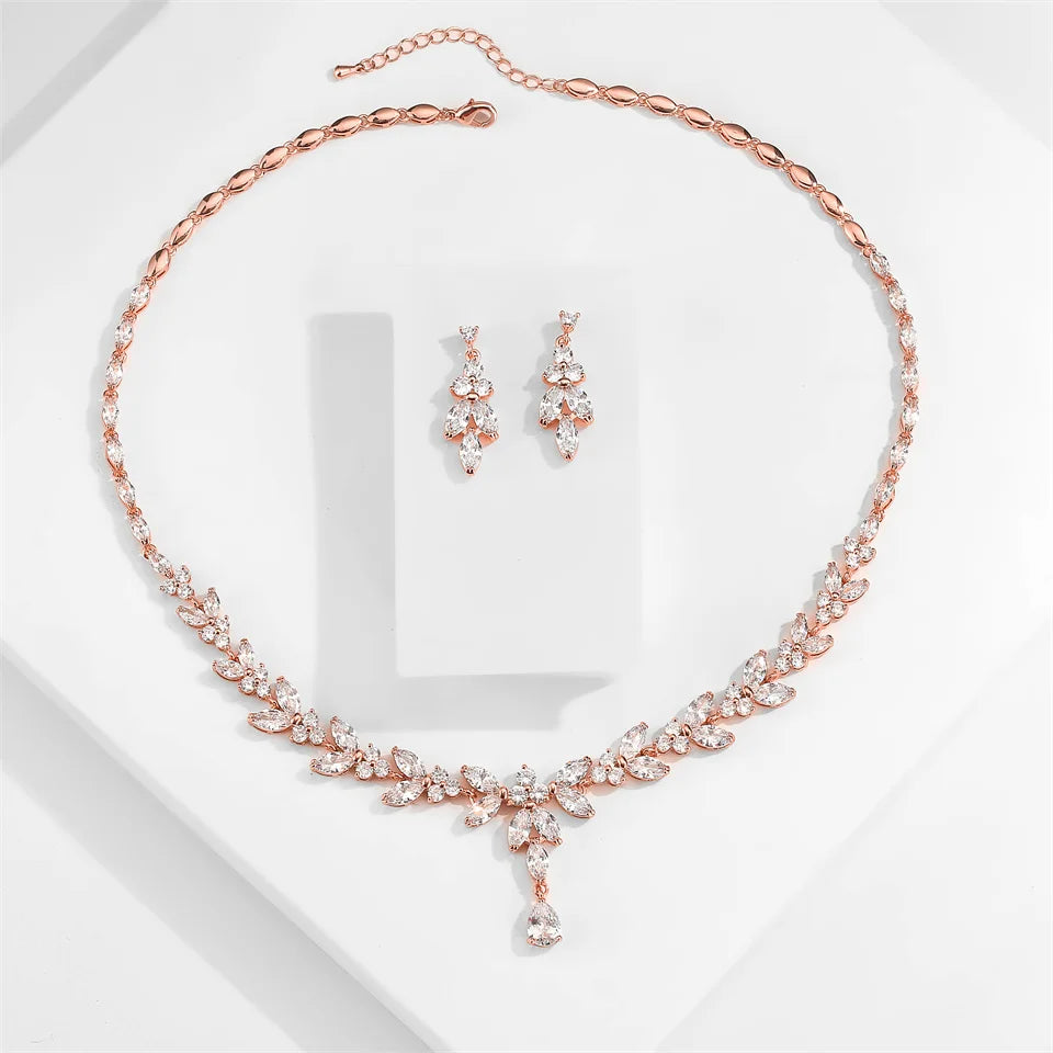 Cubic Zircon Leaf Necklaces For Women