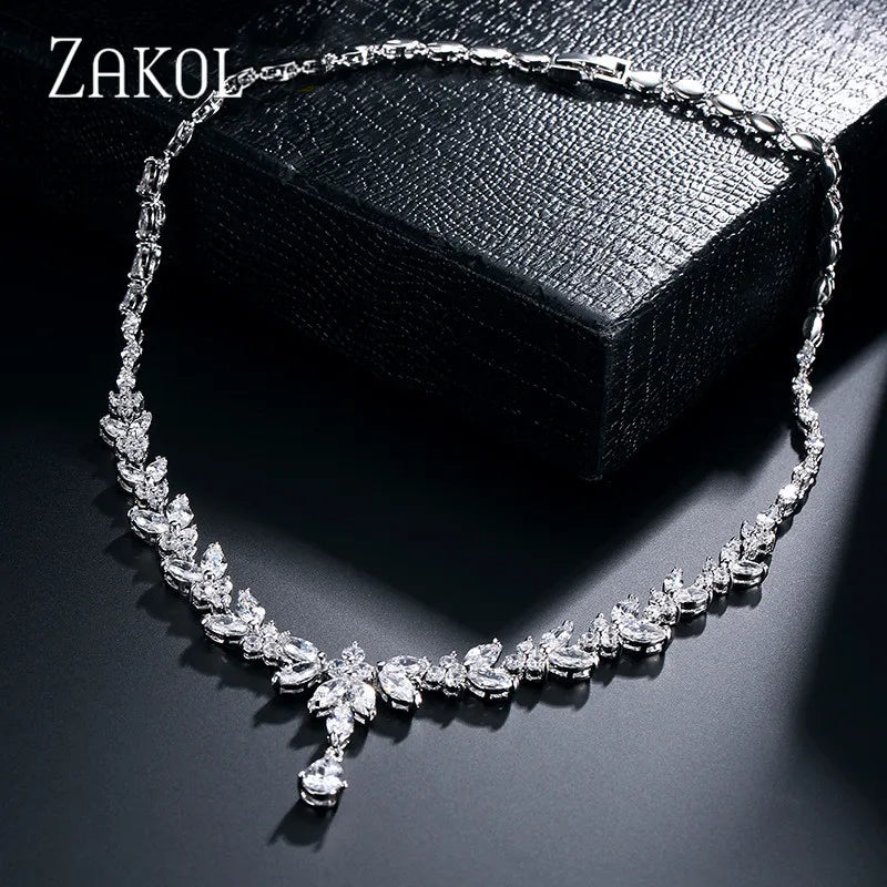 Cubic Zircon Leaf Necklaces For Women