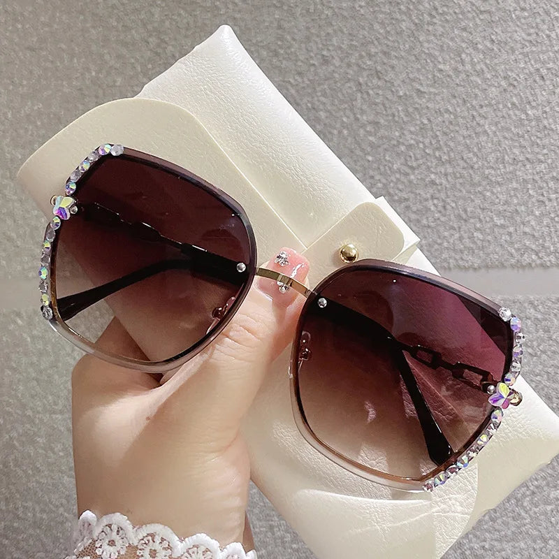 Diamond Decoration Frameless Fashion Sunglasses