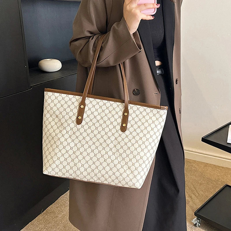 Large Capacity Shoulder Bag Women's